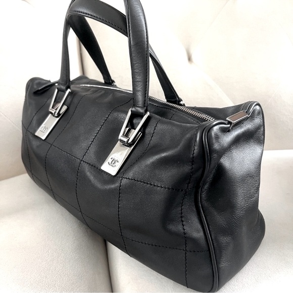 Chanel Vintage Leather Boston Bag - Picture 2 of 7